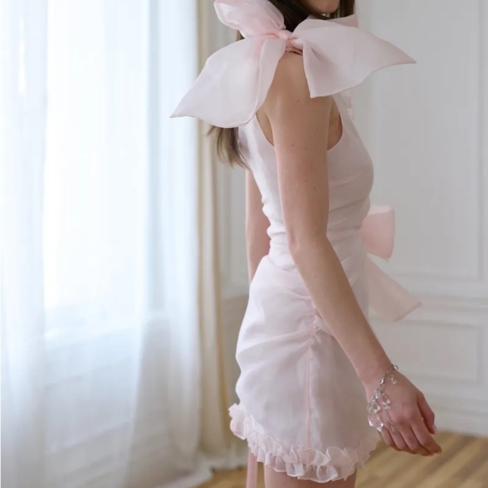 Strawberry Milk Carrie dress